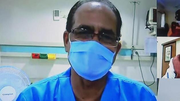 Madhya Pradesh chief minister Shivraj Singh Chouhan is undergoing treatment for Covid-19 has been chairing cabinet meetings from his hospital bed. (ANI Photo) Madhya Pradesh chief minister Shivraj Singh Chouhan is undergoing treatment for Covid-19 has been chairing cabinet meetings from his hospital bed. (ANI Photo)