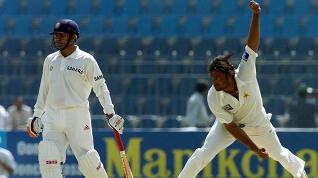 Virender Sehwag and Shoaib Akhtar(AFP/Getty Images)