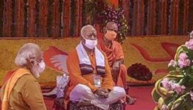 Ayodhya: Prime Minister Narendra Modi along with RSS Chief Mohan Bhagwat during the Bhoomi Pujan for the construction of Ram Temple, at Ram Janambhoomi site in Ayodhya.(PTI)