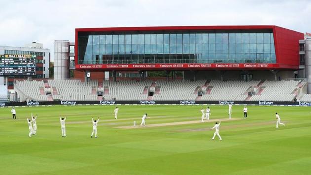 General view as England's Stuart Broad and teammates appeal unsuccessfully for the wicket of Pakistan's Mohammad Rizwan (REUTERS)