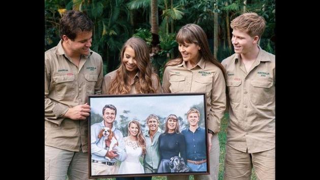 Artist Creates Picture To Add Steve Irwin In Bindi Irwin S Wedding Photo She Shares Emotional Post Trending Hindustan Times