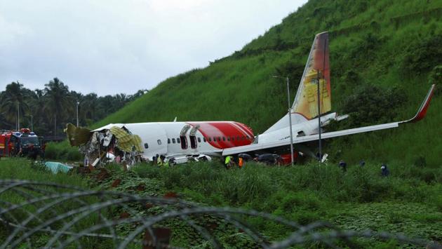 Tabletop airports like Kozhikode have limited space at the ends of the runway, and several international airlines had stopped flying bigger aircraft into the airport due to safety issues over the runway’s length. The Air India flight was attempting to land in heavy rains and fell into a valley 35 feet below and broke into two portions. (REUTERS) Tabletop airports like Kozhikode have limited space at the ends of the runway, and several international airlines had stopped flying bigger aircraft into the airport due to safety issues over the runway’s length. The Air India flight was attempting to land in heavy rains and fell into a valley 35 feet below and broke into two portions. (REUTERS)
