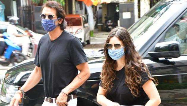 Arjun Rampal and his girlfriend Gabriella Demetridas.