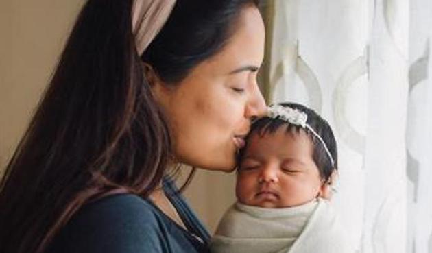 Sameera Reddy with her young daughter Nyra. Sameera Reddy with her young daughter Nyra.