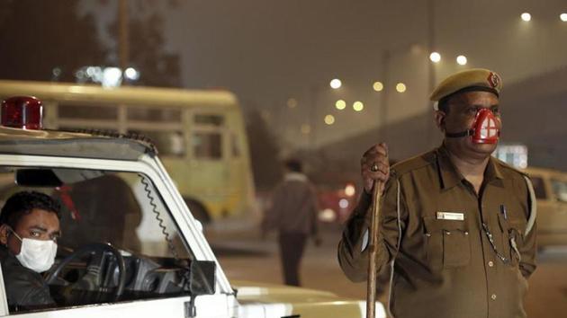 Usually, constables are eligible for promotion after five years in service, that too only if they clear a test. If the person does not take the test, it takes around 10 years to become a head constable.(HT file photo)