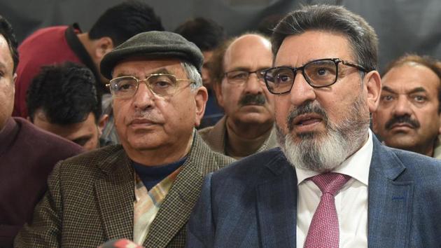 Syed Altaf Bukhari urged the Lieutenant Governor Manoj Sinha to order a high-level probe into the disappearance of 3 workers.(Waseem Andrabi/ Hindustan Times)
