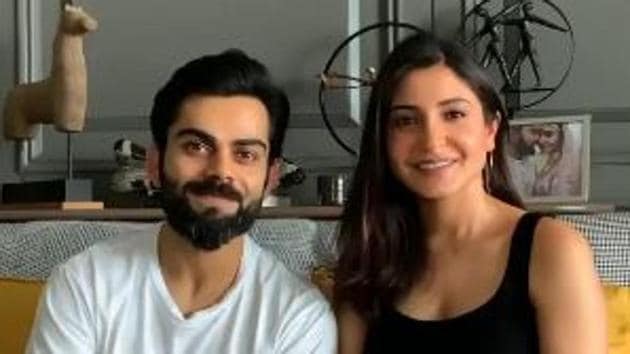 Anushka Sharma and Virat Kohli are pretty active on social media.