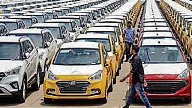 A total of 182,779 passenger vehicles were sold in July, down 3.9% YoY. A total of 182,779 passenger vehicles were sold in July, down 3.9% YoY.