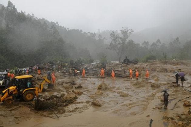 Rescuers work at the site of a mudslide triggered by heavy monsoon rain in Idukki district, Kerala, August 7, 2020(AP) Rescuers work at the site of a mudslide triggered by heavy monsoon rain in Idukki district, Kerala, August 7, 2020(AP)