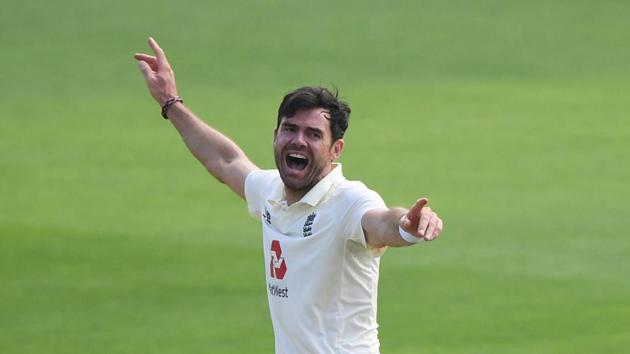 Cricket - Second Test - England v Pakistan - Ageas Bowl, Southampton, Britain - August 13, 2020 England's James Anderson celebrates taking the wicket of Pakistan's Shan Masood lbw, as play resumes behind closed doors following the outbreak of the coronavirus disease (COVID-19) Stu Forster/Pool via REUTERS (REUTERS)