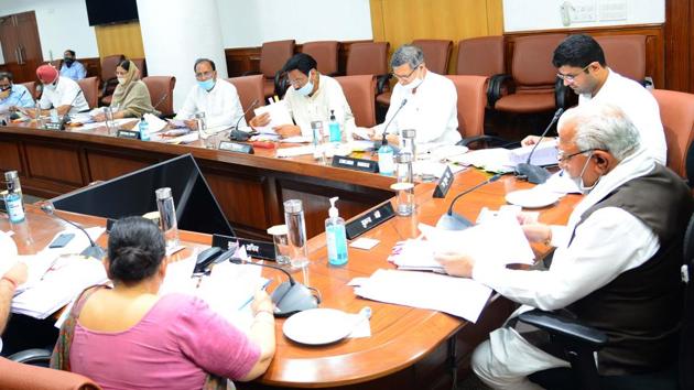 Haryana chief minister Manohar Lal Khattar presiding over the meeting of state cabinet in Chandigarh on Thursday. (HT PHOTO) Haryana chief minister Manohar Lal Khattar presiding over the meeting of state cabinet in Chandigarh on Thursday. (HT PHOTO)
