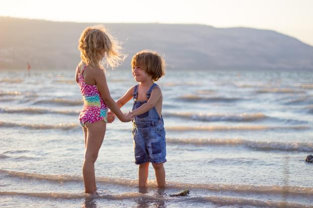 Despite what adults may think, kids’ search for new discoveries is anything but random. (Representational Image)(Unsplash) Despite what adults may think, kids’ search for new discoveries is anything but random. (Representational Image)(Unsplash)