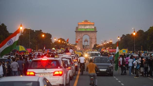 People gathered near India Gate on August 15. Mexico appears to be among the hardest-hit in the number of deaths, with an exceptionally high CFR, of 11%. India also took longer than the three countries in recording its 50,000 fatalities –156 days after reporting its first Covid-19 fatality on March 12. In comparison, the US took 23 days to breach this mark, Brazil 95 days and Mexico 141 days, according to data by Covid-19 tracking website Worldometers. (Amal KS / HT Photo)