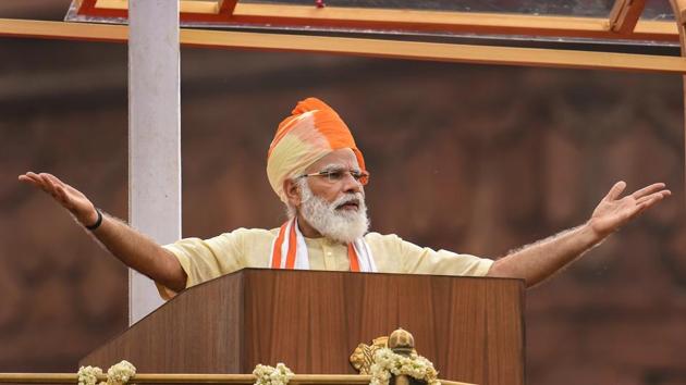 New Delhi: Prime Minister Narendra Modi addresses the nation during the 74th Independence Day celebrations, at Red Fort in New Delhi, Saturday, Aug 15, 2020. (PTI Photo/Atul Yadav)(PTI15-08-2020_000059B)(PTI)