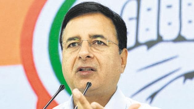 Congress leader Randeep Singh Surjewala addresses a press conference in New Delhi in this file photo. Surjewala on Monday refuted claims by Sanjay Jha and called it the BJP’s ploy to divert attention from the issue of the ruling party’s links with Facebook.(Sushil Kumar/HT Photo)