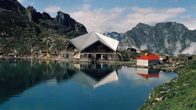 Hemkund Sahib Gurudwara in Chamoli district.(Uttarakhand tourism department) Hemkund Sahib Gurudwara in Chamoli district.(Uttarakhand tourism department)