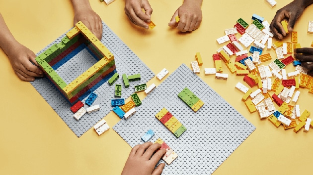 Each brick shows the printed version of the symbol or letter.(www.legobraillebricks.com) Each brick shows the printed version of the symbol or letter.(www.legobraillebricks.com)