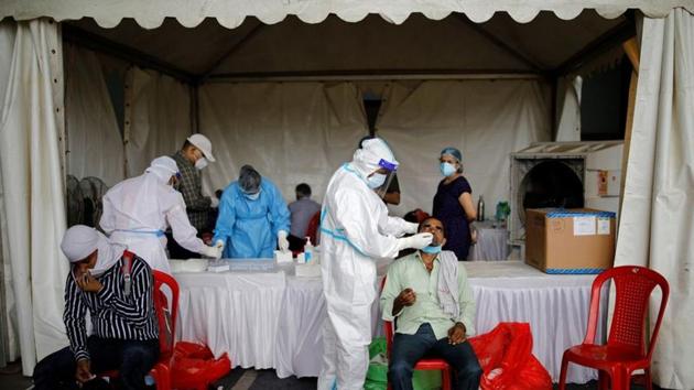 Recording the highest single-day spike, India on Thursday lodged 69,652 fresh cases and 977 deaths in the last 24 hours, taking the nation’s Covid-19 tally to over 2.8 million and total deaths to nearly 54,000. (Reuters file photo)