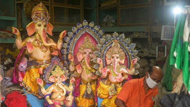 Kolkata: An artisan works to prepare Lord Ganesha idols on the eve of Ganesh Chaturthi festival, at Kumartuli in Kolkata, Friday, Aug. 21, 2020. (PTI Photo/Ashok Bhaumik)