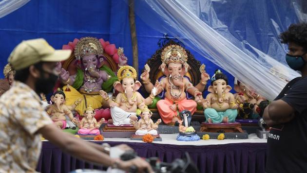 The annual 10-day Ganesh Utsav begins in Maharashtra on Saturday.(PTI)