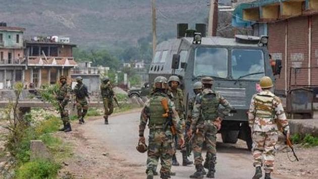 Indian Army personnel in Poonch district, Jammu and Kashmir(PTI) Indian Army personnel in Poonch district, Jammu and Kashmir(PTI)