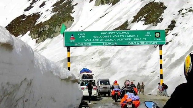 The project which will be implemented in two sections involves the construction of a connecting road from Z-Morh Tunnel to Zojila Tunnel and a 14.150 km long bi-directional tunnel across Zojila Pass on the Sonamarg-Kargil section of NH-01. (NHIDCL.) The project which will be implemented in two sections involves the construction of a connecting road from Z-Morh Tunnel to Zojila Tunnel and a 14.150 km long bi-directional tunnel across Zojila Pass on the Sonamarg-Kargil section of NH-01. (NHIDCL.)
