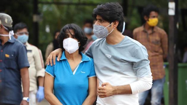 Sushant Singh Rajput’s sister with Sandip Ssingh on the day of the actor’s death.