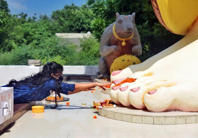 Devotees visit Siddhivinayak temple on the first day of the Ganesh Chaturthi festival, at Dwarka sector 12, in New Delhi on Saturday. (ANI) Devotees visit Siddhivinayak temple on the first day of the Ganesh Chaturthi festival, at Dwarka sector 12, in New Delhi on Saturday. (ANI)