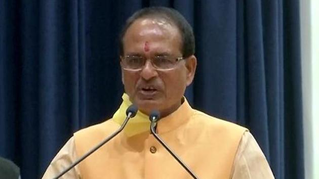 Shivraj Singh Chouhan has assured the woman that she will get justice under the law banning triple talaq.(ANI Photo)