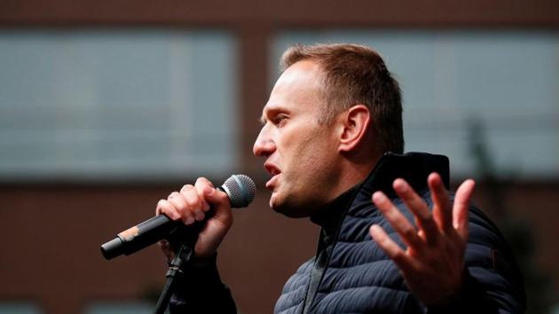 Russian opposition leader Alexei Navalny delivers a speech during a rally to demand the release of jailed protesters, who were detained during opposition demonstrations for fair elections, in Moscow, Russia.(REUTERS)