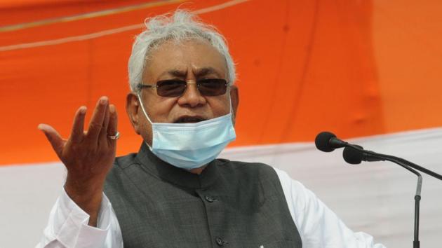 Bihar Chief Minister Nitish Kumar during his Independence Day speech had said that the statute for the appointment of assistant professors would be modified to bolster prospects of candidates from the state.(HT PHOTO)