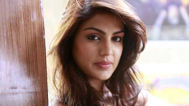 Rhea Chakraborty has not been summoned by the CBI, said her lawyer. Rhea Chakraborty has not been summoned by the CBI, said her lawyer.