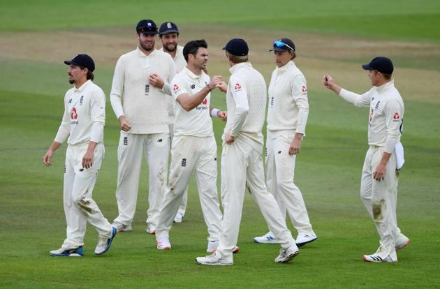 England Vs Pakistan 3rd Test Day 3: Action In Pictures | Hindustan Times