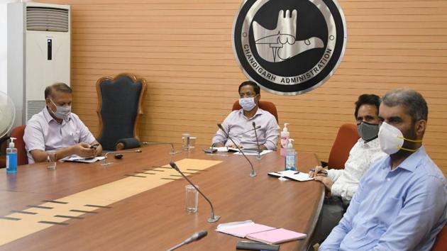 Chandigarh deputy commissioner Mandip Singh Brar (extreme right) attended the war room review meeting on Monday at the UT Secretariat in which UT adviser Manoj Parida and other senior officials, including home secretary Arun Kumar Gupta and municipal commissioner, KK Yadav were present.