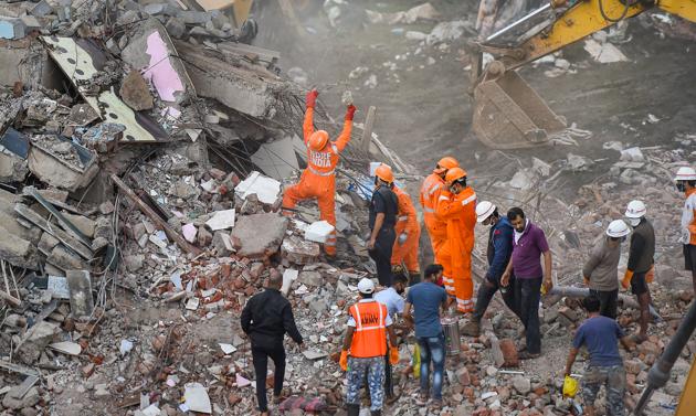 At least 11 dead after Raigad building collapse, rescue op continues ...