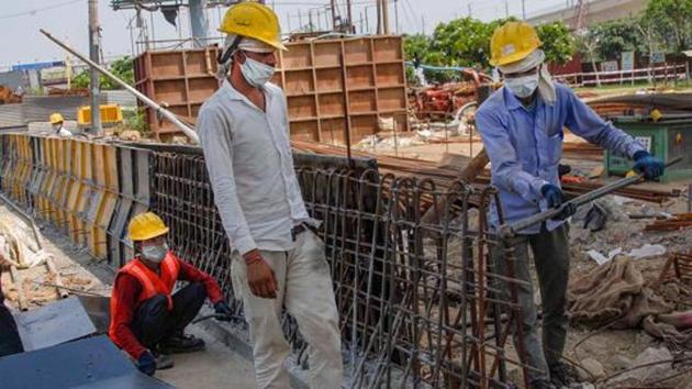 The authority had been waiting for the no-objection certificate from the DMRC for the past one year.(PTI) The authority had been waiting for the no-objection certificate from the DMRC for the past one year.(PTI)