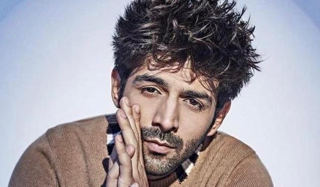 Kartik Aaryan shares a new tweet on the viral Rasode rap.