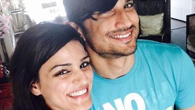 Sushant Singh Rajput with sister Shweta Singh Kirti.