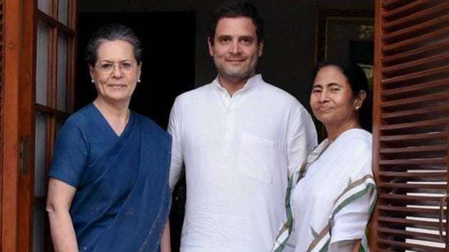 West Bengal CM Mamata Banerjee and Congress interim president Sonia Gandhi are likely to speak with non-BJP MPs today. (PTI) West Bengal CM Mamata Banerjee and Congress interim president Sonia Gandhi are likely to speak with non-BJP MPs today. (PTI)