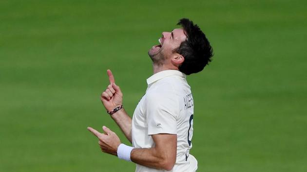 Cricket - Third Test - England v Pakistan - Ageas Bowl, Southampton, Britain - August 25, 2020 England's James Anderson celebrates the wicket of Pakistan's Azhar Ali and his 600th test wicket, as play resumes behind closed doors following the outbreak of the coronavirus disease (COVID-19) Mike Hewitt/Pool via REUTERS TPX IMAGES OF THE DAY (REUTERS)