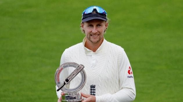 Cricket - Third Test - England v Pakistan - Ageas Bowl, Southampton, Britain - August 25, 2020 England's Joe Root celebrates with a trophy after the match, as play resumes behind closed doors following the outbreak of the coronavirus disease (COVID-19)(REUTERS)