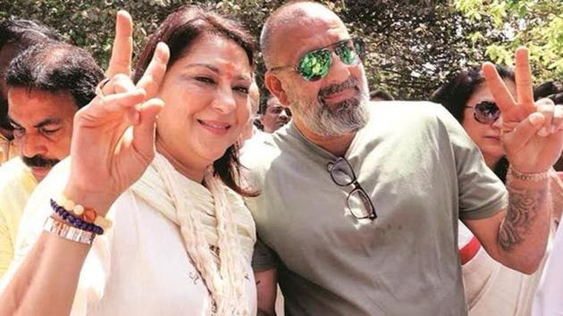 Priya Dutt and Sanjay Dutt at an event (throwback picture).