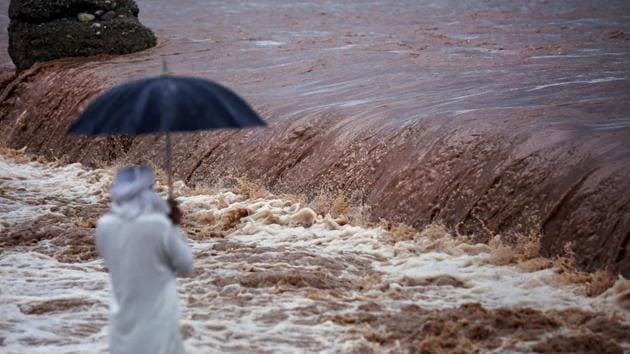 Officials on Thursday said the water level in major rivers and streams in the Jammu region is rising but there is no immediate threat of floods.(PTI file photo) Officials on Thursday said the water level in major rivers and streams in the Jammu region is rising but there is no immediate threat of floods.(PTI file photo)