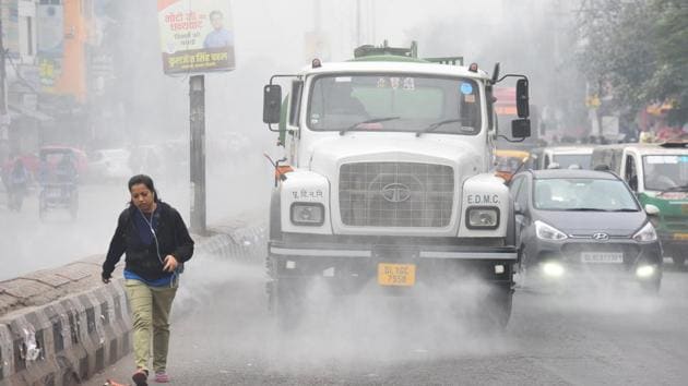 The study found that for every 15 micrograms per cubic metres exposure in PM 2.5, there was an increase in 3.3 mm Hg in systolic BP.(Raj K Raj/HT Photo)