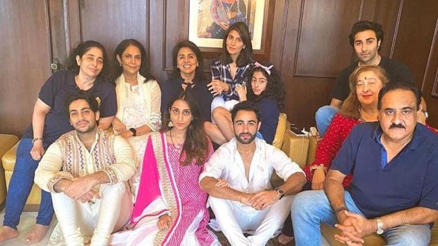 Riddhima Kapoor has shared a new picture from one more family gathering.