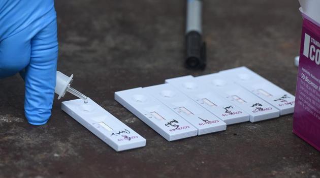 A total of 19,993 samples have been tested for Covid- 19 in the last 24 hours, the bulletin added.(Sonu Mehta/HT Photo) A total of 19,993 samples have been tested for Covid- 19 in the last 24 hours, the bulletin added.(Sonu Mehta/HT Photo)