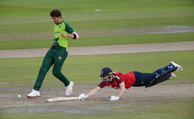 Cricket - Second T20 International - England v Pakistan - Emirates Old Trafford, Manchester, Britain - August 30, 2020 England's Eoin Morgan in action Mike Hewitt/Pool via REUTERS TPX IMAGES OF THE DAY (REUTERS)