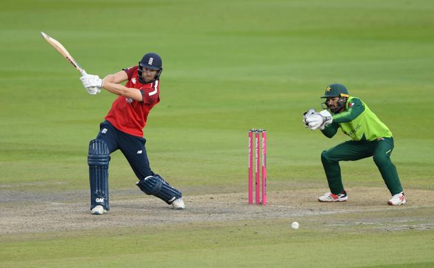 Cricket - Second T20 International - England v Pakistan - Emirates Old Trafford, Manchester, Britain - August 30, 2020 England's Dawid Malan in action Mike Hewitt/Pool via REUTERS (REUTERS)