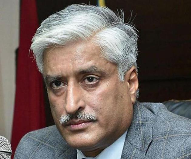 Former director general of police Sumedh Singh Saini now has the option of approaching the Punjab and Haryana high court.(HT file photo)
