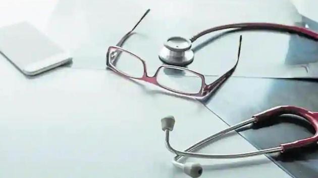 Statistically, the number of calls from patients seeking advice has doubled, say doctors in the Uttar Pradesh capital. (HT Photo) Statistically, the number of calls from patients seeking advice has doubled, say doctors in the Uttar Pradesh capital. (HT Photo)
